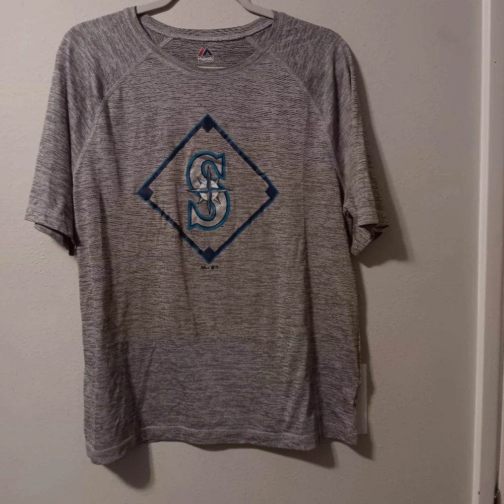 Majestic Men's Heather Gray Seattle Mariners Short-Sleeve Logo Tee - Picture 9 of 11